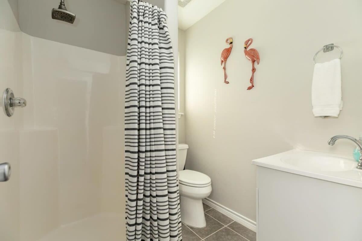 Casa De Las Olas - Huge Fenced Yard, Massive Outdoor Shower, Great Breezes From Deck! Surfside Beach Ngoại thất bức ảnh